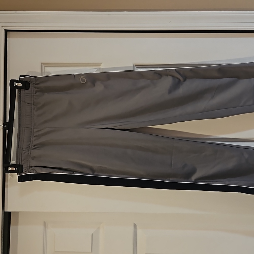 GapFit Gym pants Boys XL Grey with Black piping